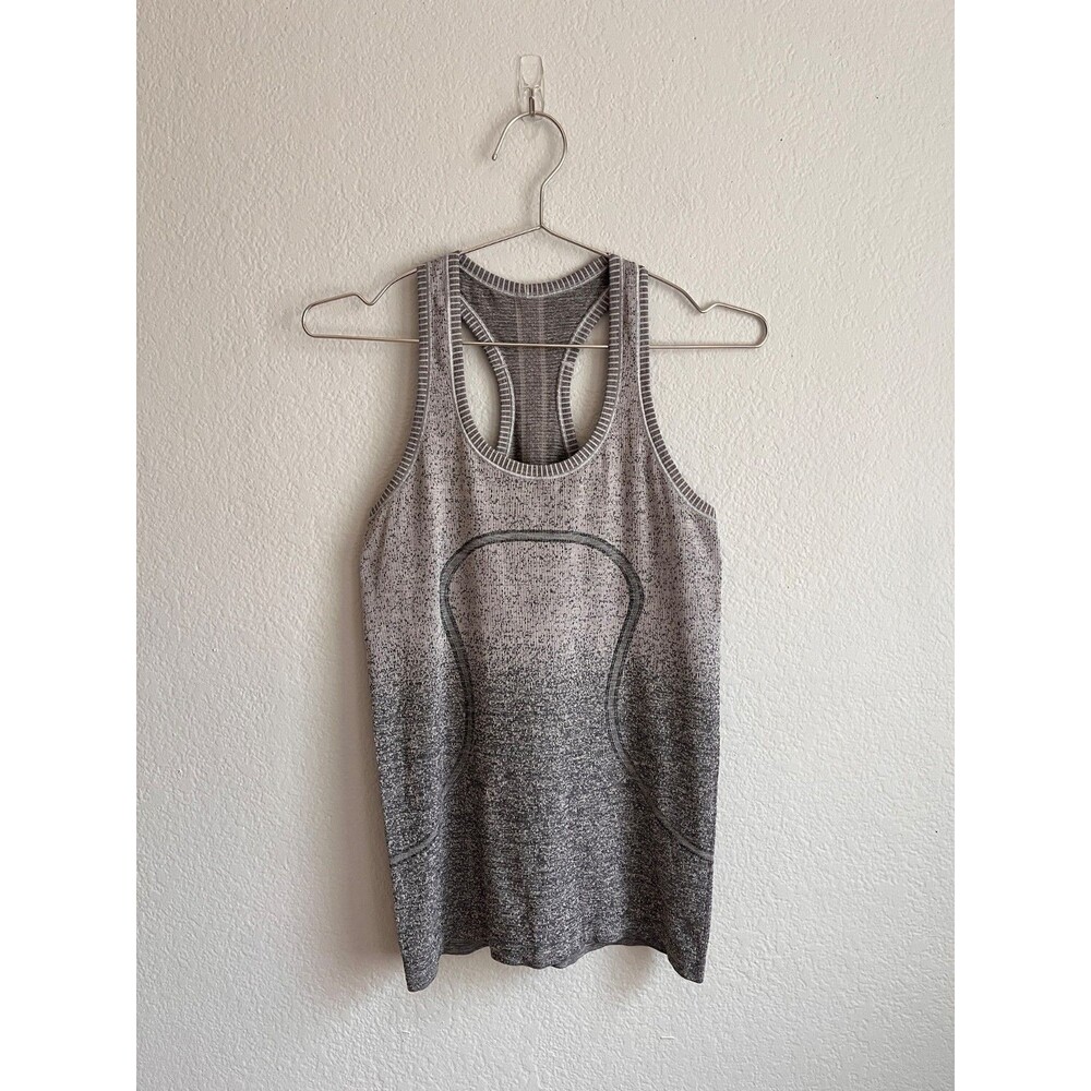 Lululemon Swiftly Tech Racerback Tank in Black/White Ombre Size US 6